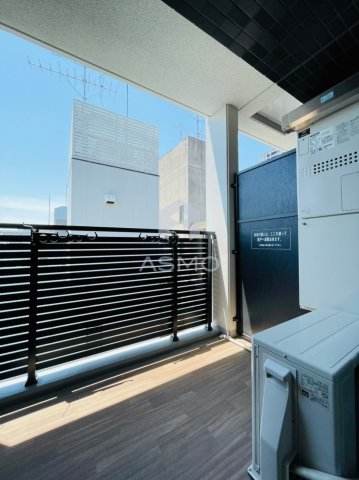 バルコニー　同マンション別部屋　参考写真