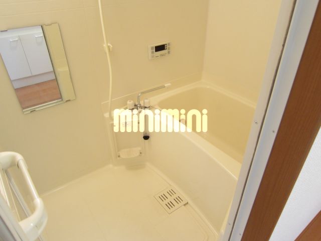 バス・シャワールーム　追い焚き付き