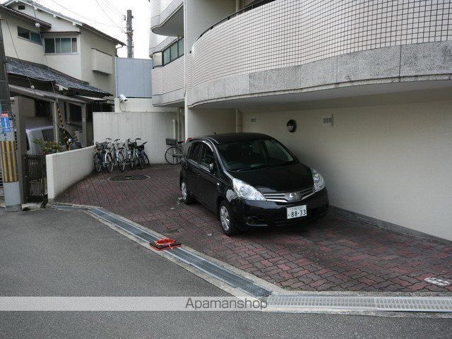 その他　前面道路（その他）まで0m