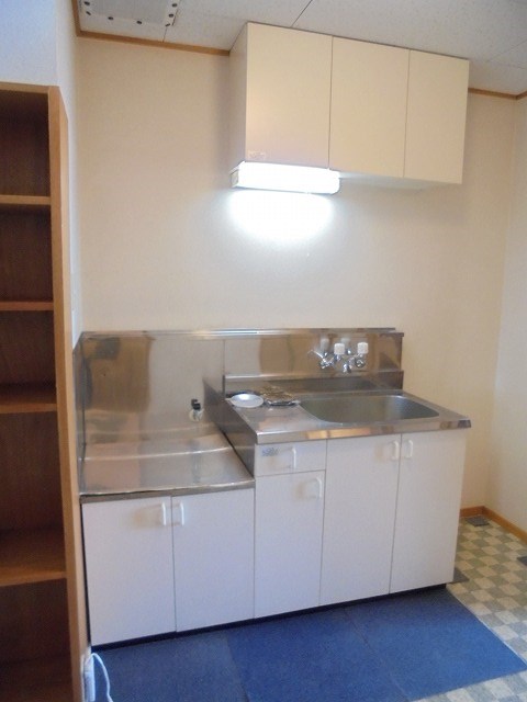 キッチン　写真は203号室です（参考）