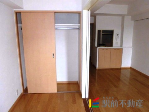 収納　３．４帖洋室収納