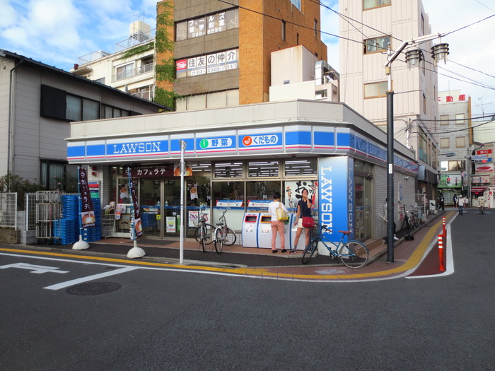 コンビニ　ＬＡＷＳＯＮ（コンビニ）まで350m