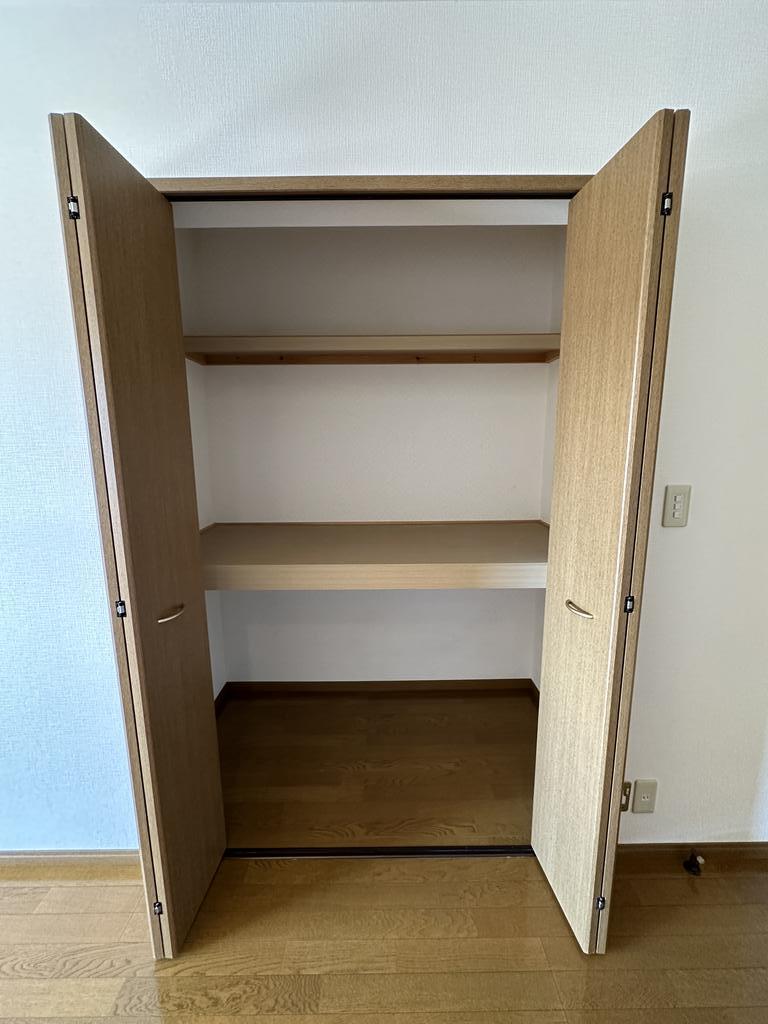 収納　LDK・南洋室・北洋室にそれぞれあり◎