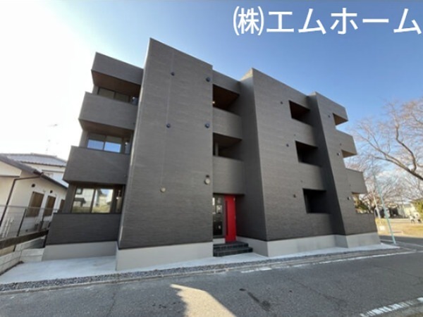 建物外観　デザイナーズ　オートロック付