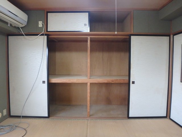 収納　202の写真