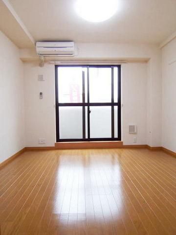 居室・リビング　☆フローリング７．１帖☆