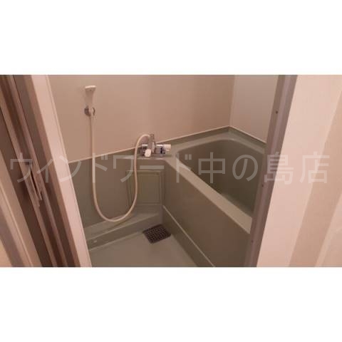バス・シャワールーム　詳細は、ウィンドワード中の島店までご相談下さい。