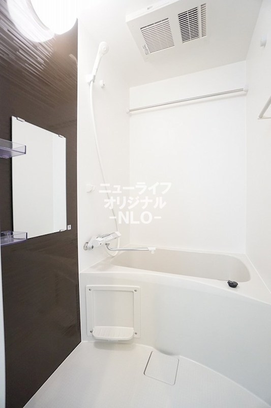 バス・シャワールーム　※同タイプ3階のお部屋を参照、現況優先。