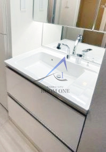 洗面設備　洗面台です。
