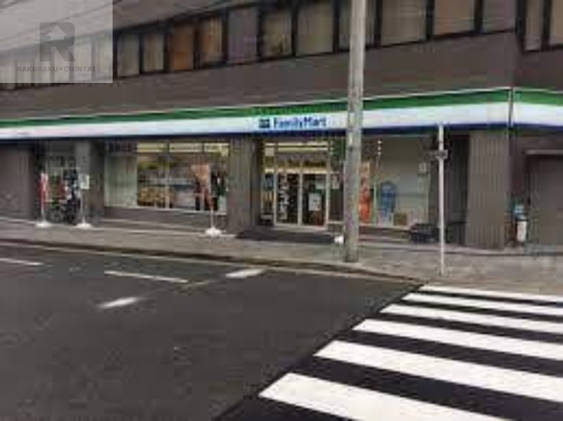 コンビニ　ファミリーマート内久宝寺町三丁目店（コンビニ）まで90m
