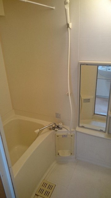 バス・シャワールーム　※画像は同タイプのお部屋。現況優先。