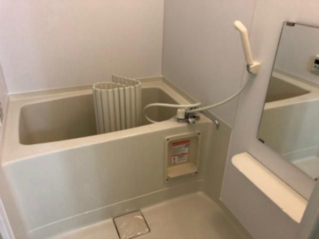 バス・シャワールーム　日々の疲れを癒すお風呂付です