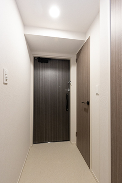 玄関　※写真は同タイプ住戸です。