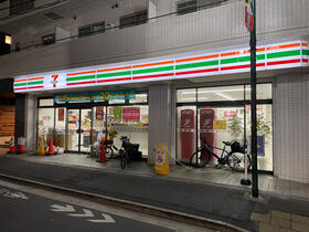 コンビニ　セブンイレブン代々木上原駅前店（コンビニ）まで279m