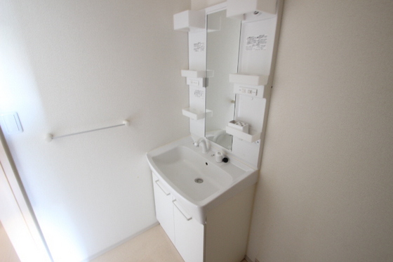 洗面設備　※別部屋の写真です