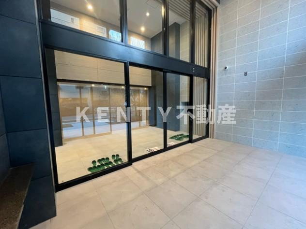 エントランス　ゆとりのあるエントランスです