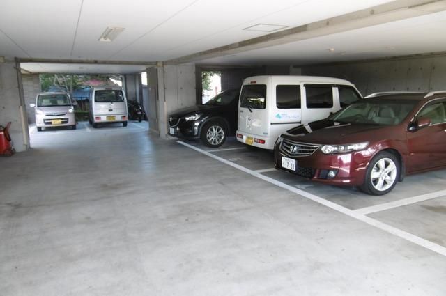 駐車場　★★敷地内駐車場★★