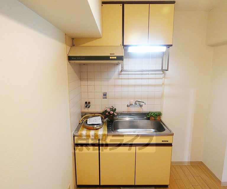 キッチン　コンパクトなキッチンです。