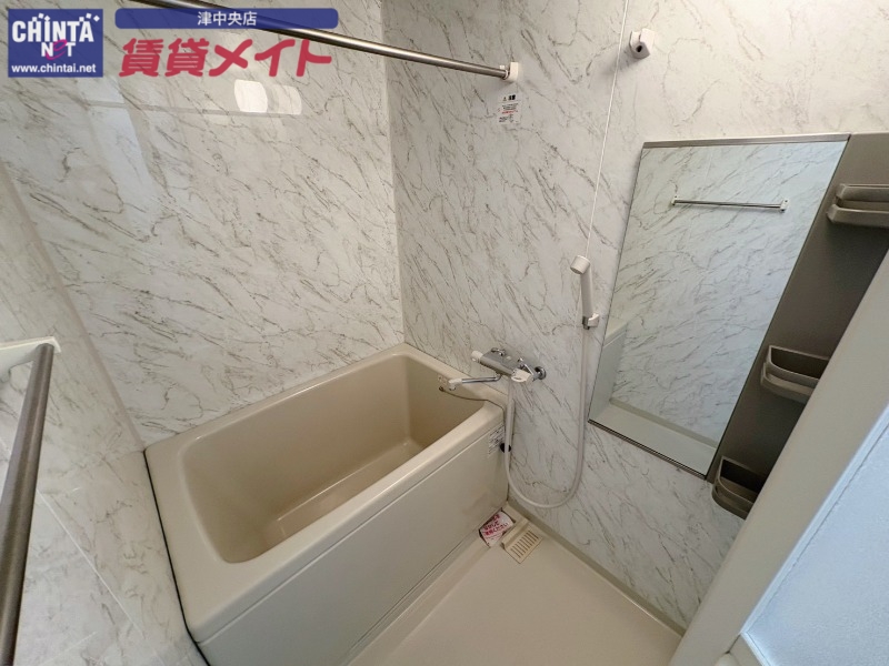 バス・シャワールーム　同物件別室画像