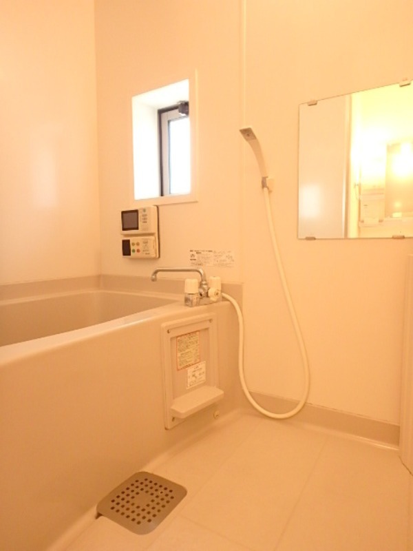 バス・シャワールーム　図面と現状に相違がある場合には現状を優先