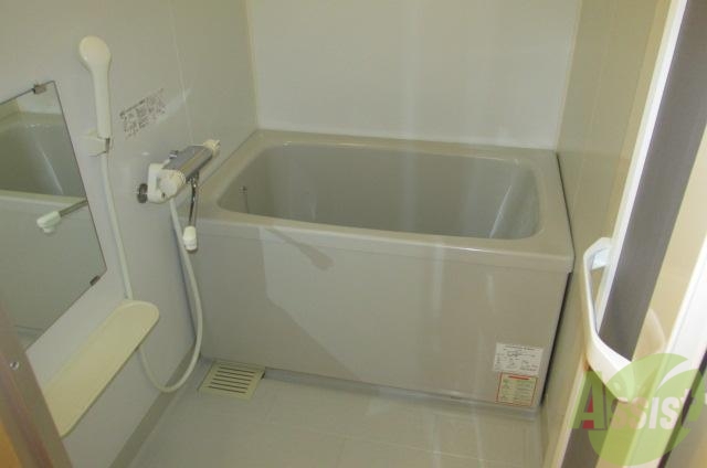 バス・シャワールーム　一日の疲れを取ってください。