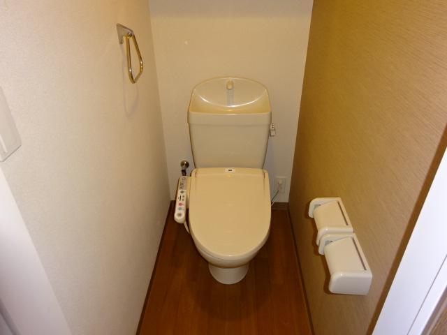 トイレ　シャワー付トイレ