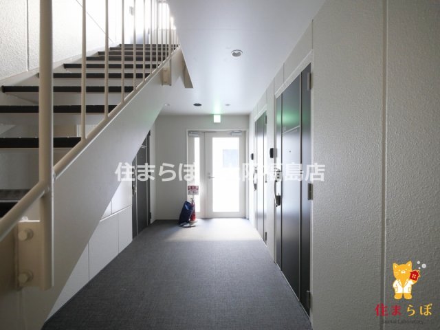 エントランス　共用部の印象も大切に