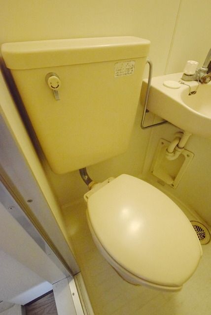 トイレ　水洗トイレ