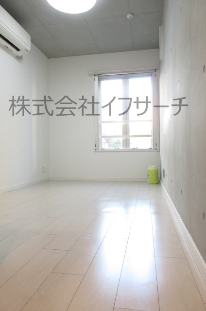 居室・リビング　当社担当が撮影しています。