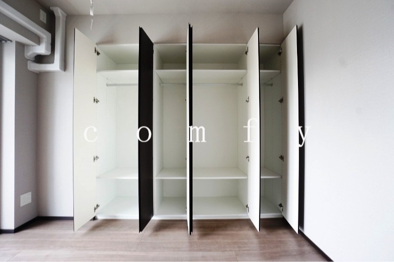 収納　クローゼット