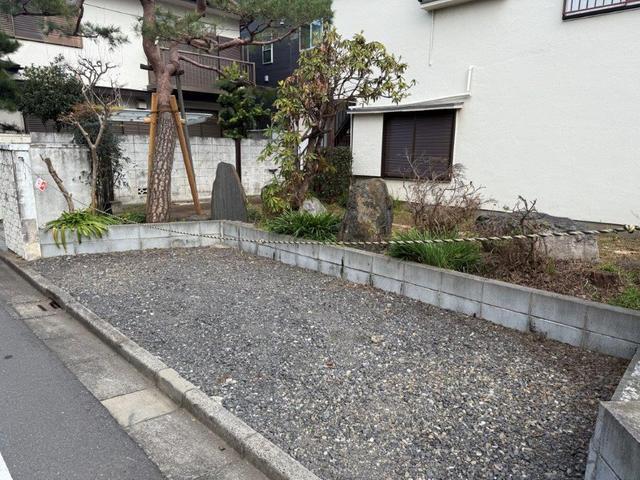 駐車場　駐車スペース