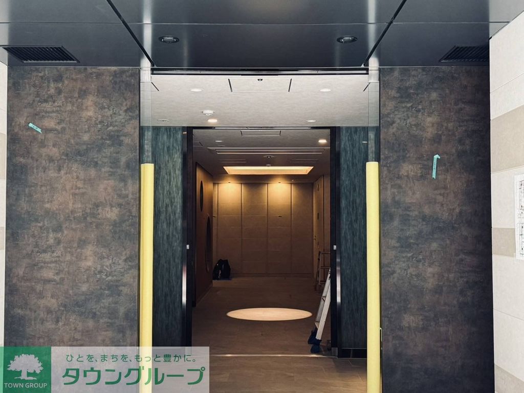 ロビー　エントランス