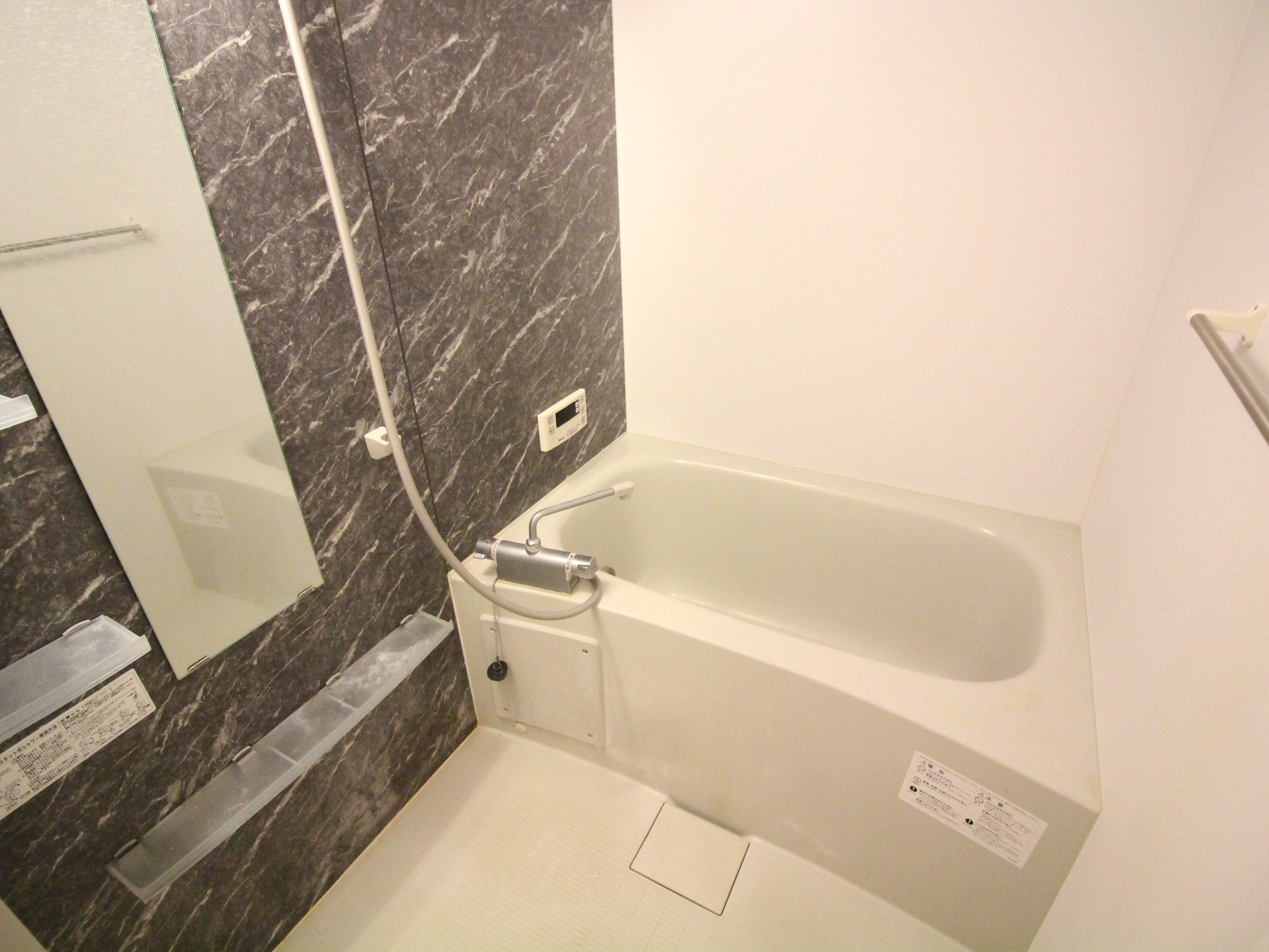 バス・シャワールーム　※同物件別号室の写真