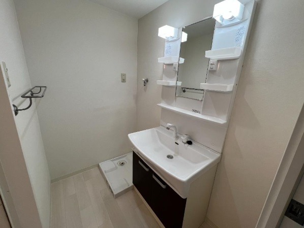 洗面設備　※同施工会社のイメージ写真※