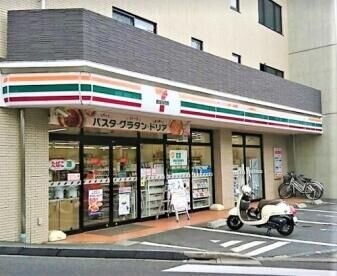 コンビニ　セブンイレブン杉並天沼店（コンビニ）まで593m