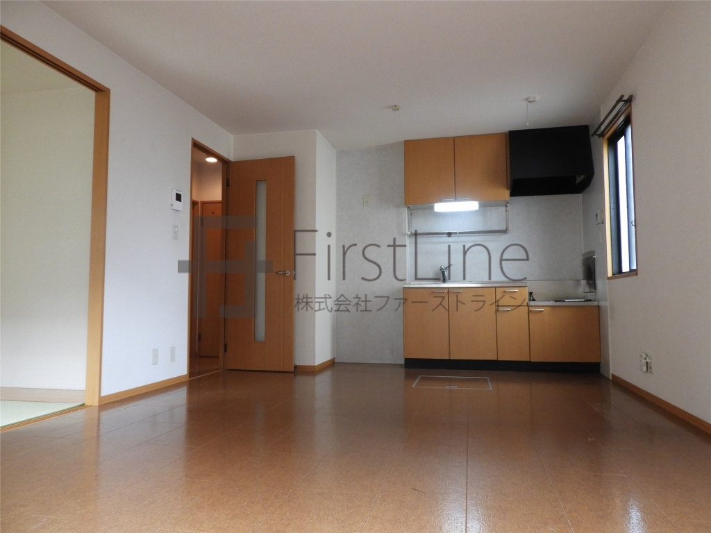 居室・リビング　別号室の写真です※現況優先