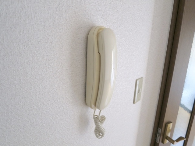 セキュリティ　インターホンがついて来客の際も安心です☆