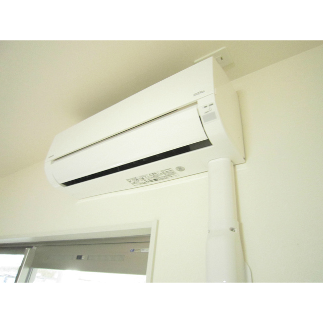 その他設備　エアコン一基設備♪
