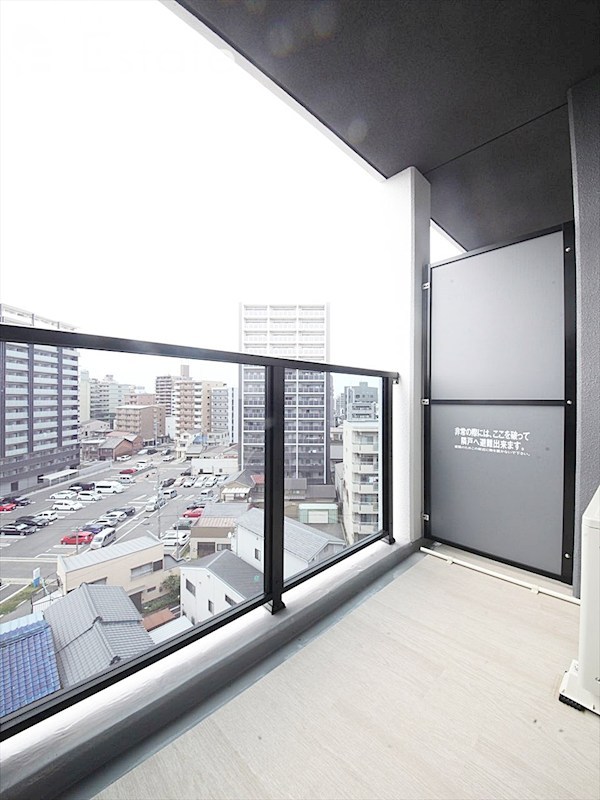 バルコニー　バルコニー