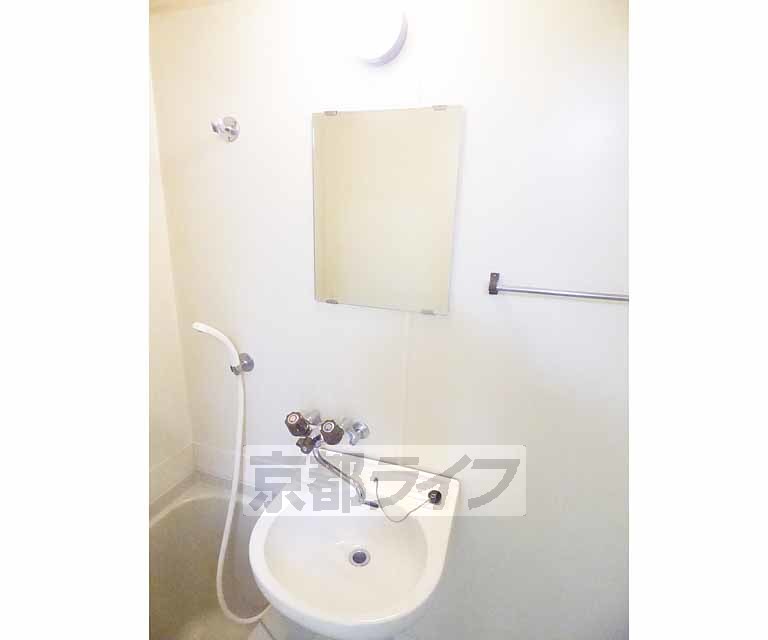 洗面設備　朝の準備はかどります。