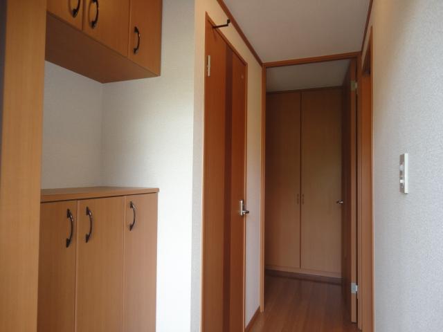 玄関　下駄箱（左右反転）