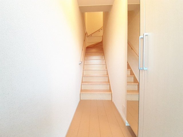 玄関　収納もある玄関です