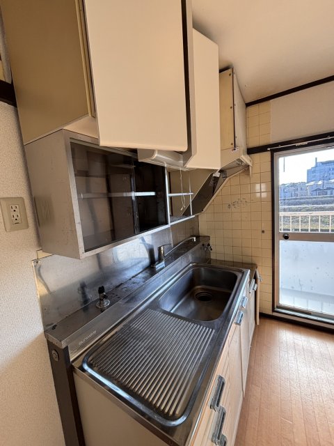 キッチン　別部屋の内装写真※現況有姿