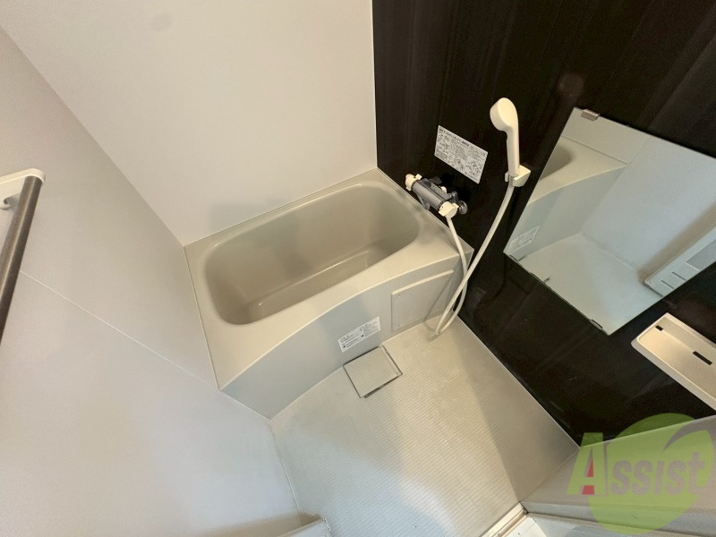 バス・シャワールーム　お風呂です。ゆっくりお風呂につかるのも体に良いですね～