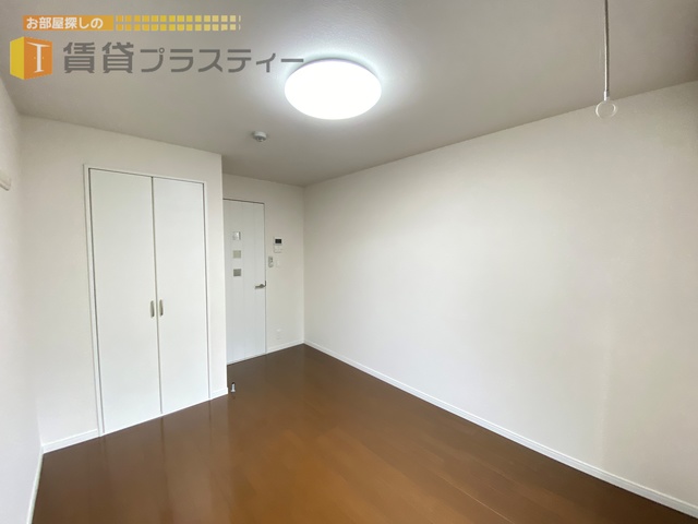 居室・リビング　使いやすい長方形のお部屋