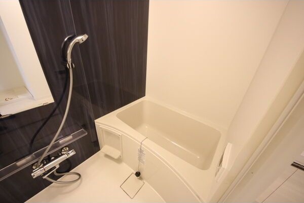 バス・シャワールーム　初期費用分割可★ご希望の場所まで無料送迎サービス付♪