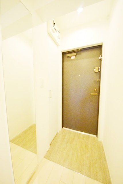 玄関　お部屋探しは株式会社　タウンハウジング　までお気軽にお問合…