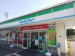 コンビニ　ファミリーマート 相良海岸店（コンビニ）まで294m
