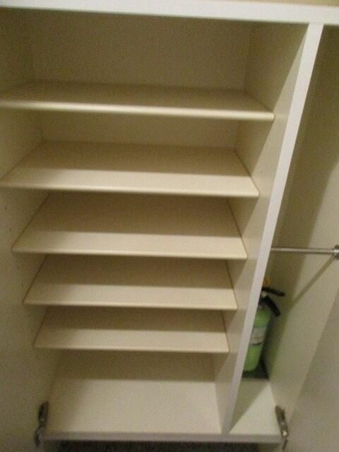 収納　シューズボックス