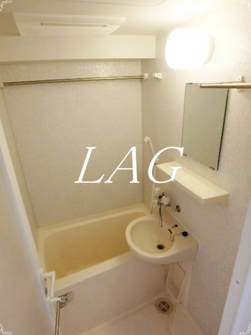 バス・シャワールーム　お風呂です。